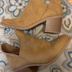 Booties w cut out detail
